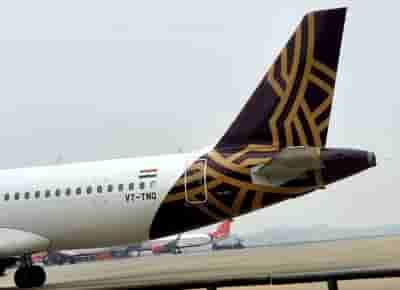 Domestic air passengers annual traffic volume surged to 29.10%: DGCA