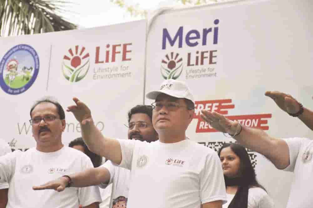 Additional Chief Secretary administered LiFE Pledge during BICYCLOTHON event in Ranchi
