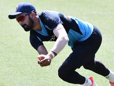 Aus vs Ind: Rahul ruled out of last two Tests due to wrist injury