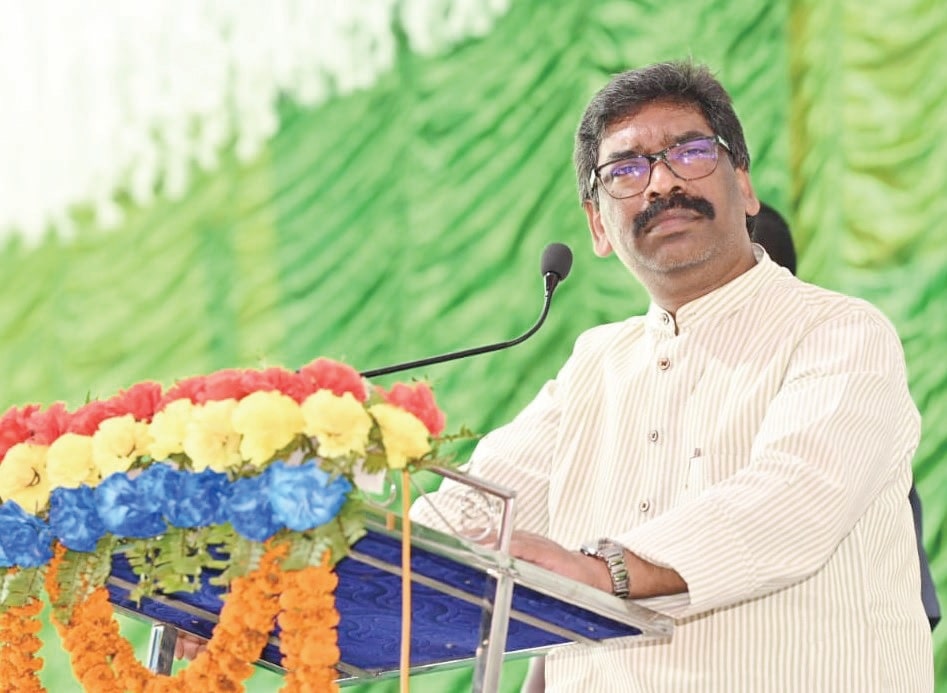 Middlemen will not be tolerated in government schemes: CM