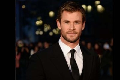 Chris Hemsworth shares selfie with quokka