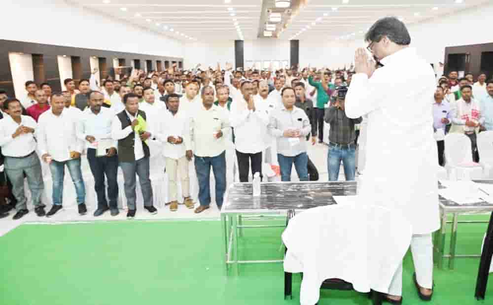JMM workers should start preparing for elections - Hemant Soren