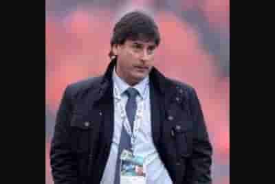 East Bengal hand coach Menendez two-year contract extension