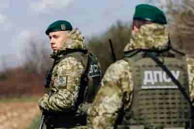 Ukraine and Russia trade accusations of shelling