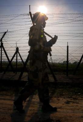 JCO injured as Army foils infiltration bid in Kashmir