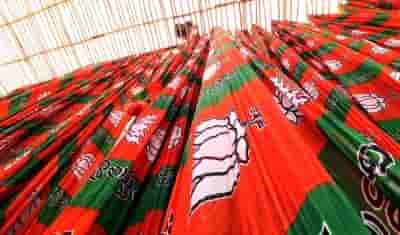 BJP sweeps UP Panchayat polls, SP alleges rigging