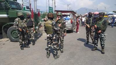 2 cops, soldier, foreign militant injured in J&K's Poonch operation